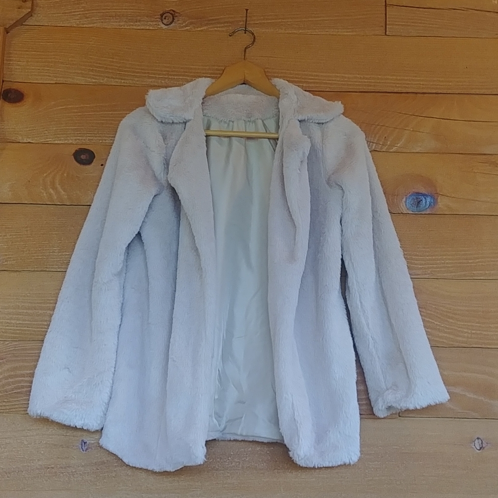 Cream faux fur blazer